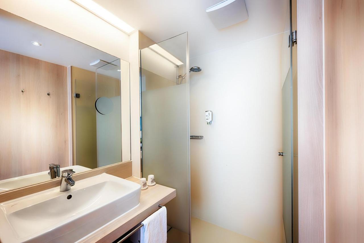 B&B Hotel Ален Экстерьер фото